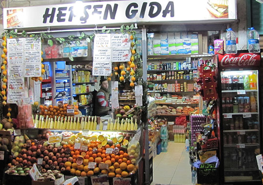 corner grocery store in Istanbul