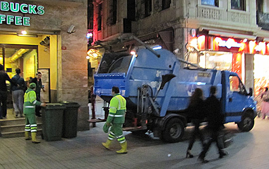 dustbinmen, Galata, Istanbul dustbinmen, Galata, Istanbul