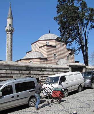 market porter, Seyh Ebulvefa Mosque, Istanbul market porter, Seyh Ebulvefa Mosque, Istanbul