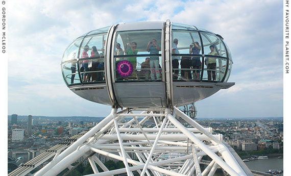 London Eye pod by Gordon Mcleod at the Cheshire Cat Blog