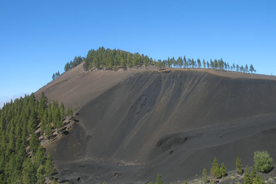 Volcanic crater on Isla Afortunada at The Cheshire Cat Blog