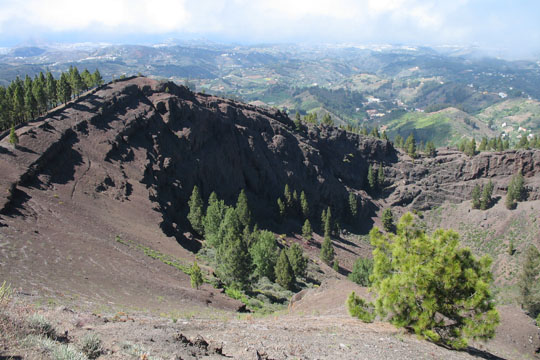 Volcanic chaldera on Isla Afortunada at The Cheshire Cat Blog