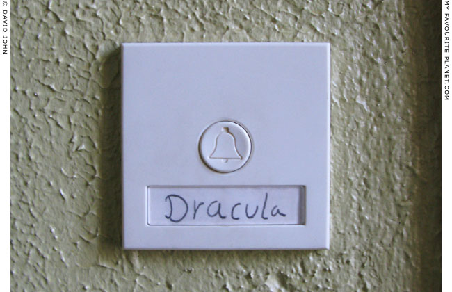 Doorbell of Dracula's apartment at The Mysterious Edwin Drood's Column