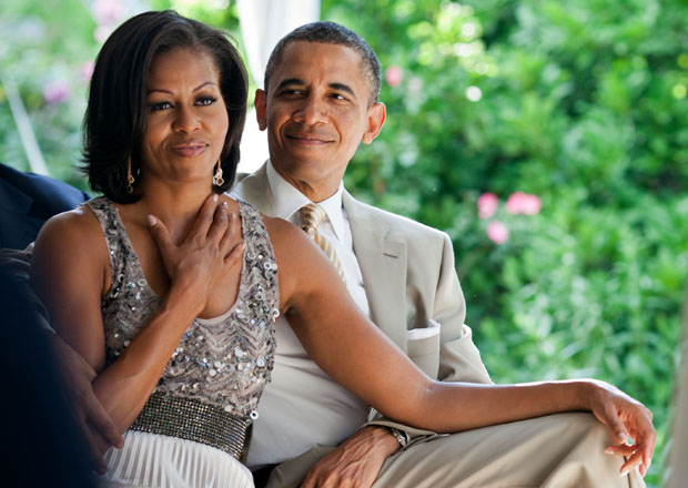 US First Lady Michelle Obama and President Barack Obama at the Mysterious Edwin Drood's Column