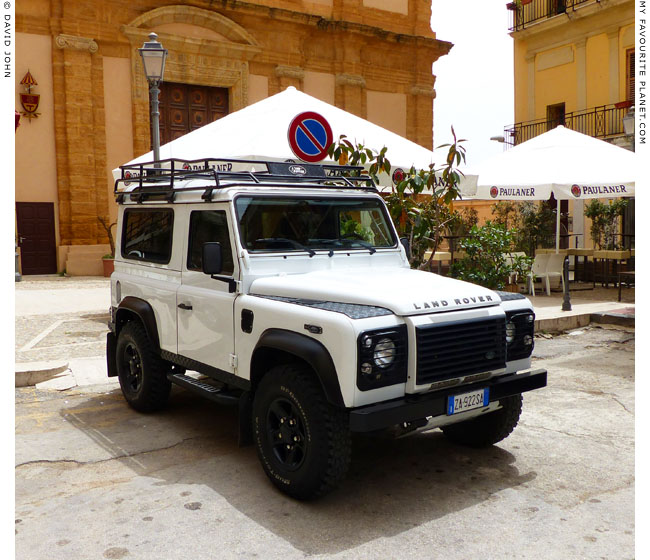 A Carabinieri Land Rover Defender in Agrigento, Sicily at the Mysterious Edwin Drood's Column