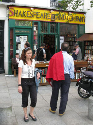 Shakespeare and Company bookstore, Paris at My Favourite Planet