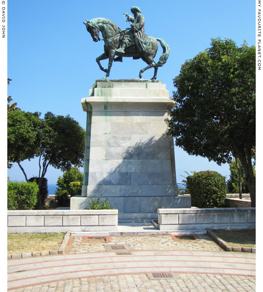 The statue of Mehmet Ali on Mehmet Ali Square, Kavala at My Favourite Planet