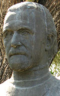 Bust of the Greek archaeologist Manolis Andronikos in Thessaloniki at My Favourite Planet