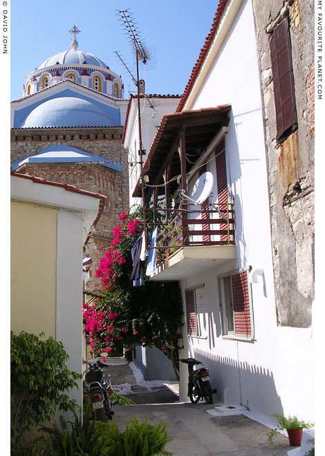 A sidestreet behind the Church of the Dormition in Neo Karlovasi, Samos, Greece at My Favourite Planet