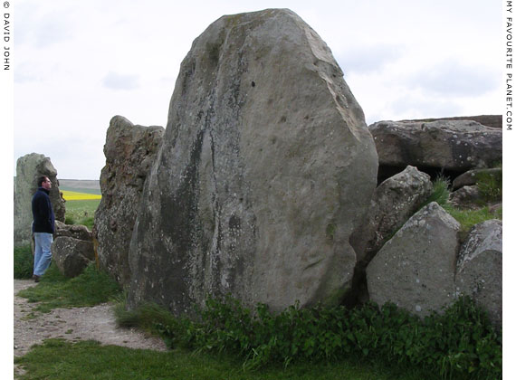 West Kennet Long Barrow, Avebury, Wiltshire at My Favourite Planet