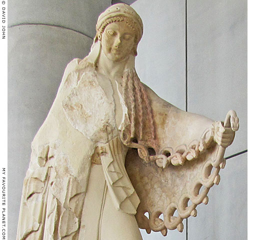 Archaic statue of Athena from the old Temple of Athena Polias, Athens Acropolis at My Favourite Planet Archaic statue of Athena from the old Temple of Athena Polias, Athens Acropolis at My Favourite Planet