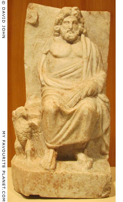 Marble statuette of enthroned Zeus from Nikomedia at My Favourite Planet