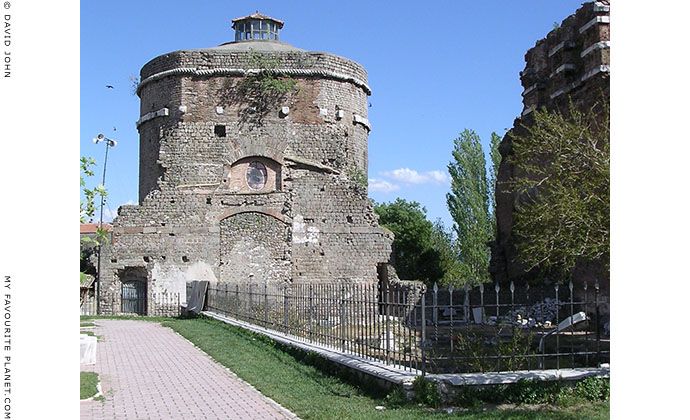 The north rotunda of the Red Basilica (Kizil Avlu), Bergama, Turkey at My Favourite Planet