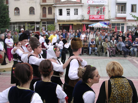 Serbian folk dancers visit Selcuk, Turkey at My Favourite Planet