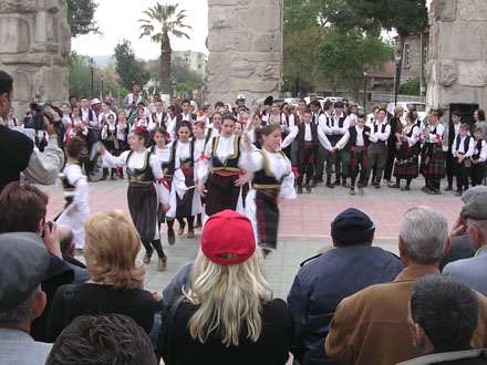 Serbian folk dancers visit Selcuk, Turkey at My Favourite Planet