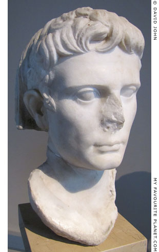 Head of the statue of Emperor Augustus from Kyme at My Favourite Planet