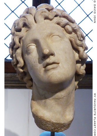 Marble head of Alexander the Great in the Barracco Museum, Rome at My Favourite Planet Marble head of Alexander the Great in the Barracco Museum, Rome at My Favourite Planet