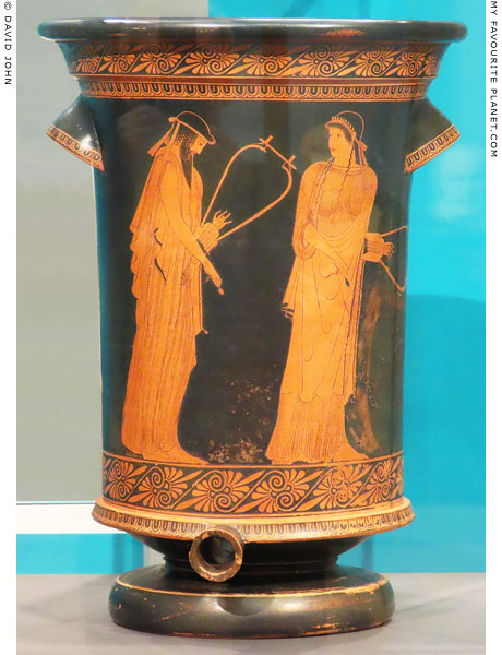 A kalathos by the Brygos Painter depicting Alkaios and Sappho at My Favourite Planet