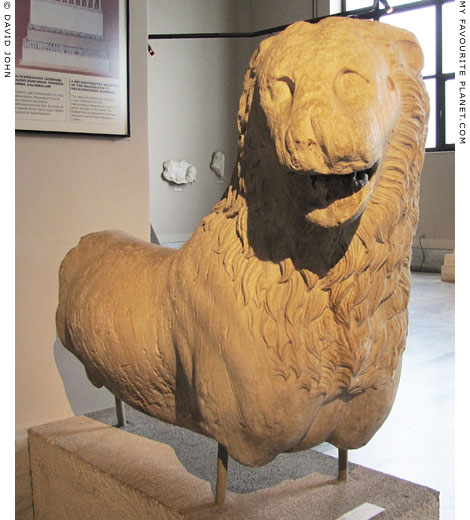 A marble statue of a lion from the Mausoleum of Halicarnassus at My Favourite Planet A marble statue of a lion from the Mausoleum of Halicarnassus at My Favourite Planet