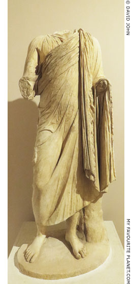 Marble statue of Isis-Demeter from Brexiza at My Favourite Planet