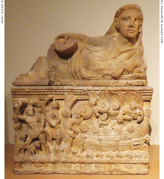 Odysseus and Polyphemos on Etruscan cinerary urn in Leiden at My Favourite Planet