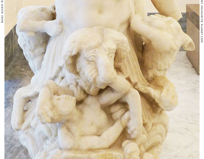 Skylla's three dogs' heads tear Odysseus' companions to pieces at My Favourite Planet Skylla's three dogs' heads tear Odysseus' companions to pieces at My Favourite Planet