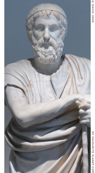 Detail of the Homer/philosopher statue from Herculaneum at My Favourite Planet