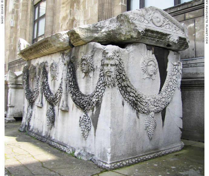 A sarcophagus decorated with Gorgoneions, Erotes and heads of Pan, Istanbul Archaeological Museum at My Favourite Planet A sarcophagus decorated with Gorgoneions, Erotes and heads of Pan, Istanbul Archaeological Museum at My Favourite Planet